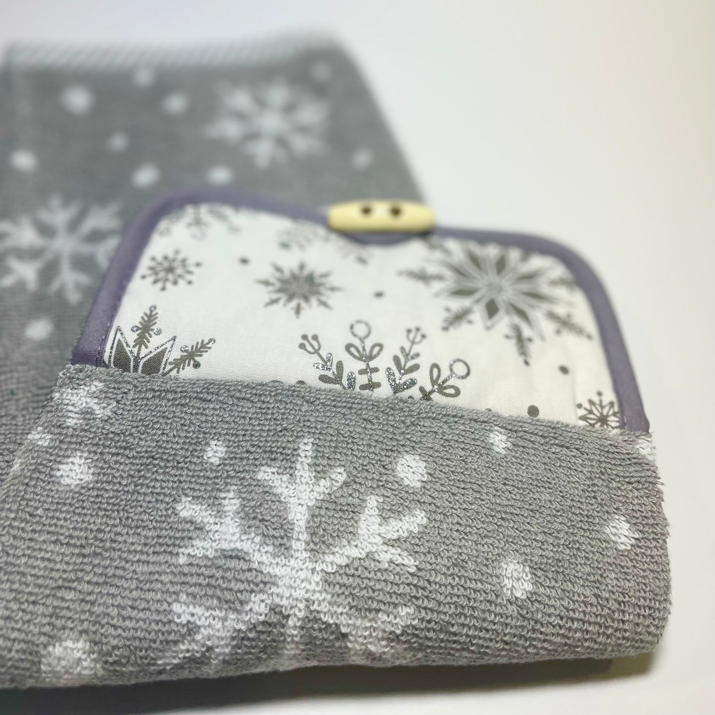 Christmas Silver Gray Snowflake Sparkle Hanging Kitchen Hand Towel