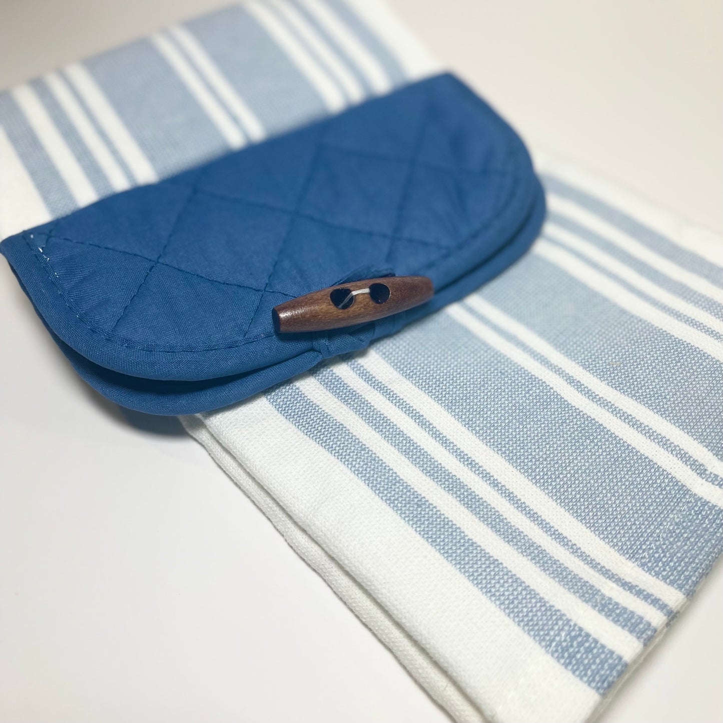 Country Blue Hanging Kitchen Hand Towel